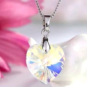 Women's clear Zircon Heart necklace
